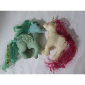 Set of 2 My little pony 1984 vintage Medley & Moondancer Hong Kong Wings